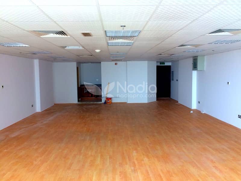 Corner Unit |Fitted Office|Sea View|HDS Business Center
