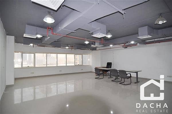 Partially fitted office in HDS Tower