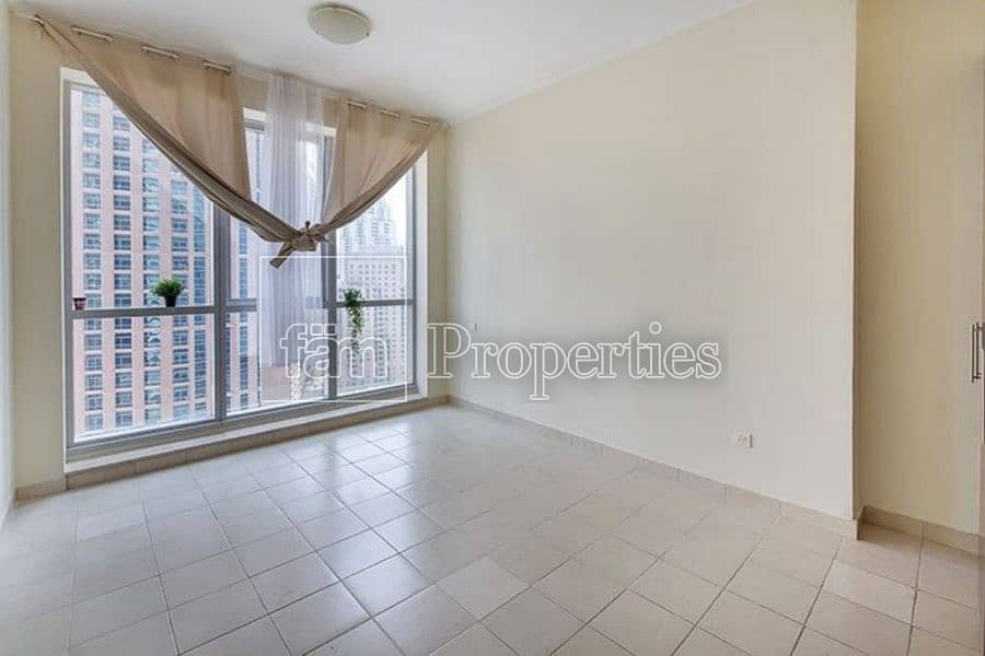 Well Maintained|Mid floor|Spacious|Bright Layout Well Maintained|Mid floor|Spacious|Bright Layout