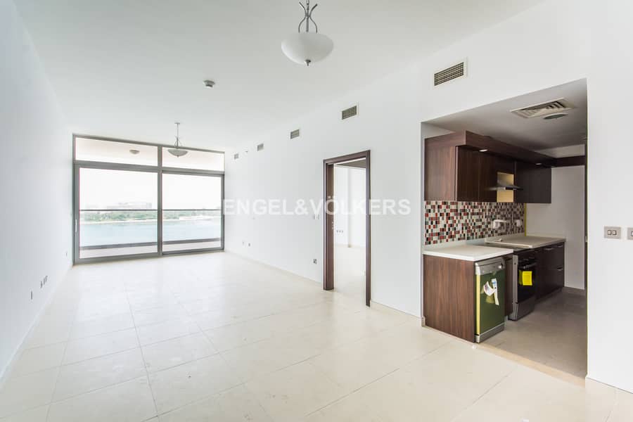 Fully Seaview | Large Balcony | Middle Floor