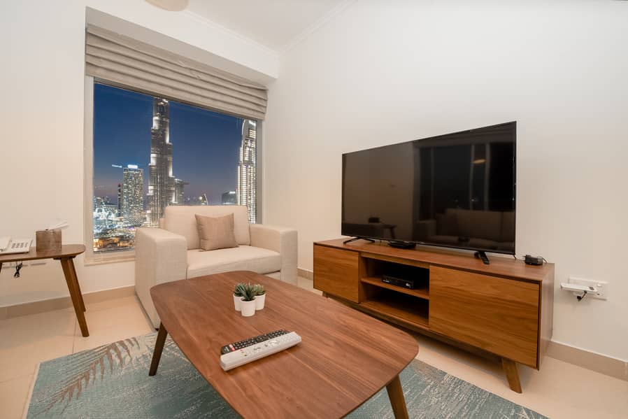 Burj Khalifa & Dubai Fountains View Apartment | Short Term | Bills Included