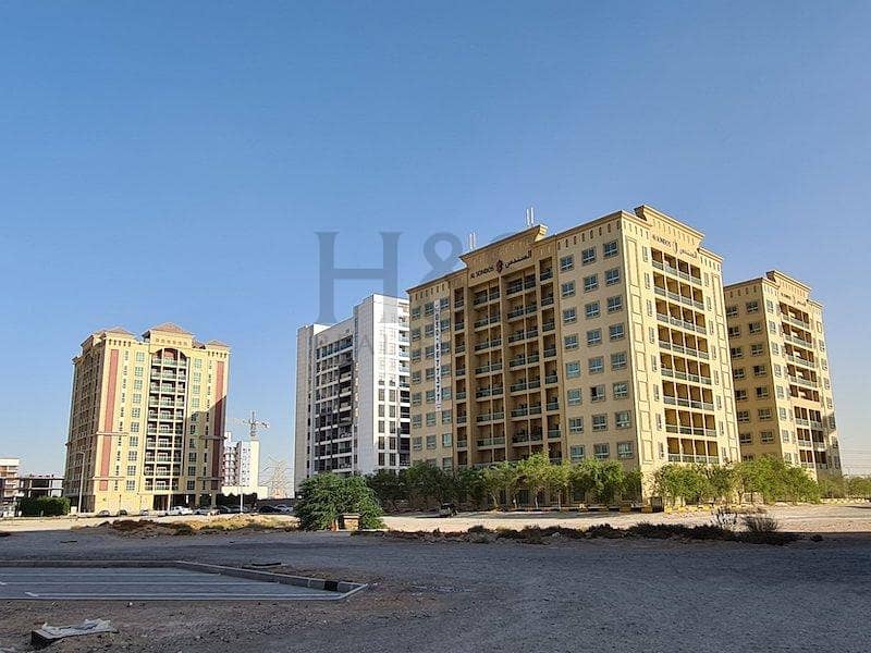 位于迪拜公寓大楼 的住宅地块 2980000 AED - 6669640