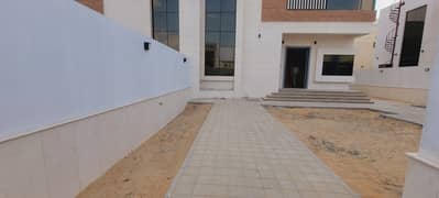 BRAND NEW FIRST SHIFTING 4 BEDROOM HALL VILLA  GOOD OFFER FOR FAMILY RENT JUST 105K