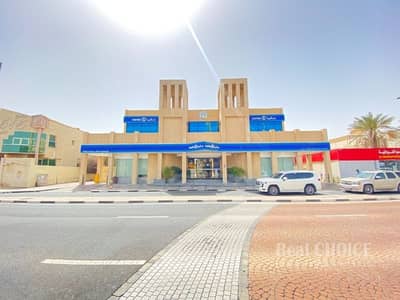 Building for Rent in Umm Suqeim, Dubai - 6 Cheques | Whole Building | Prime Location
