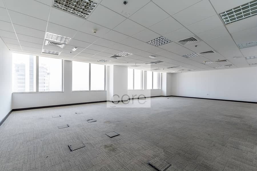 Half floor office in Business Central B Half floor office in Business Central B