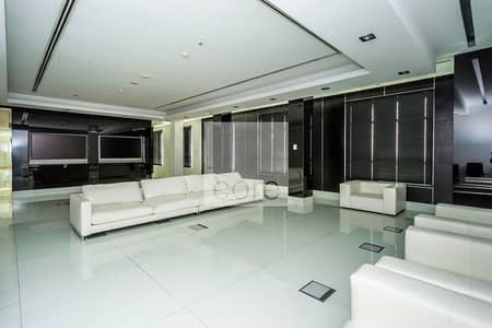 Spacious fitted office vacant for rent Spacious fitted office vacant for rent