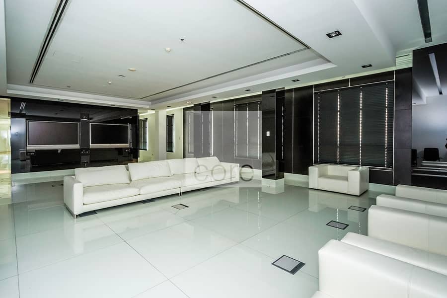 Spacious fitted office vacant for rent Spacious fitted office vacant for rent