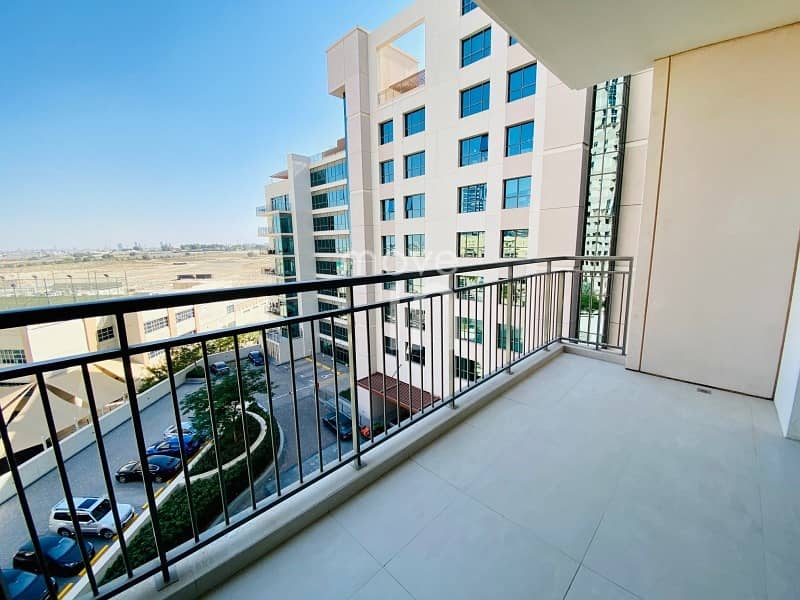 Rented|Well Maintained 1Bed with Balcony|Mid Floor