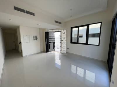 3 Bedroom Townhouse for Sale in DAMAC Hills 2 (Akoya by DAMAC), Dubai - Amazing Offer | 3+Maid\'s Room | Single Row