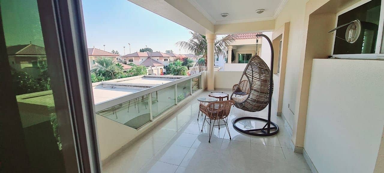 Independent 4BR Villa at Jumeirah with Private Pool
