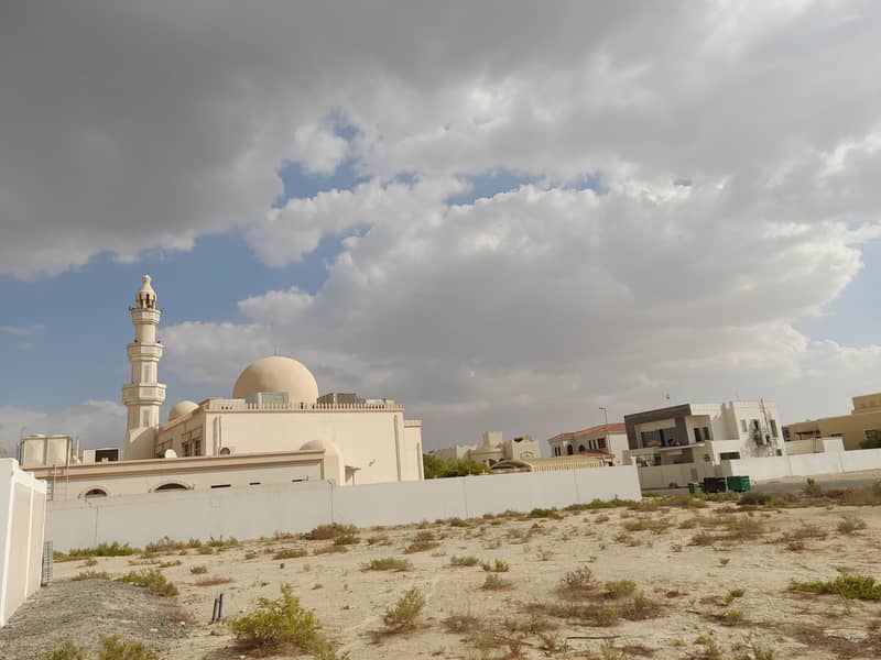 2 Nearer Mosque