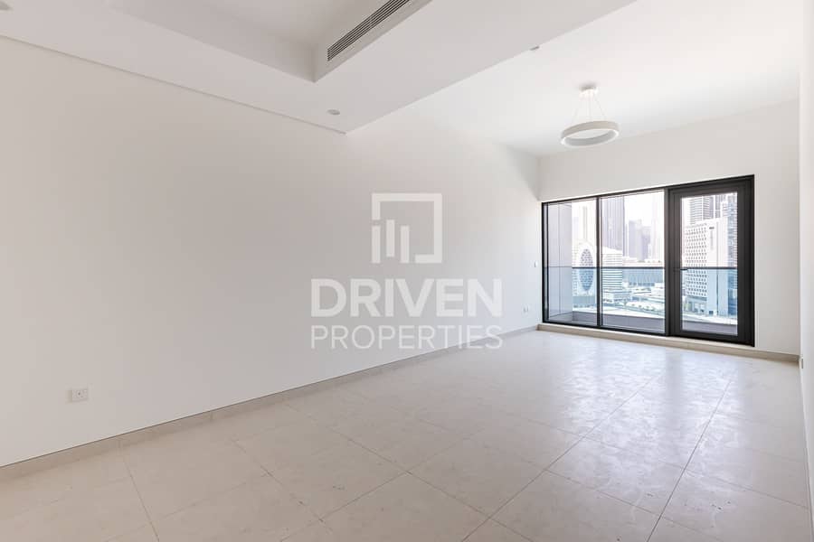 Brand New Apartment | Burj & Canal Views