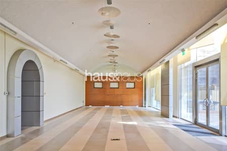 | Fitted Emaar Retail | 4 chqs | Metro | | Fitted Emaar Retail | 4 chqs | Metro |