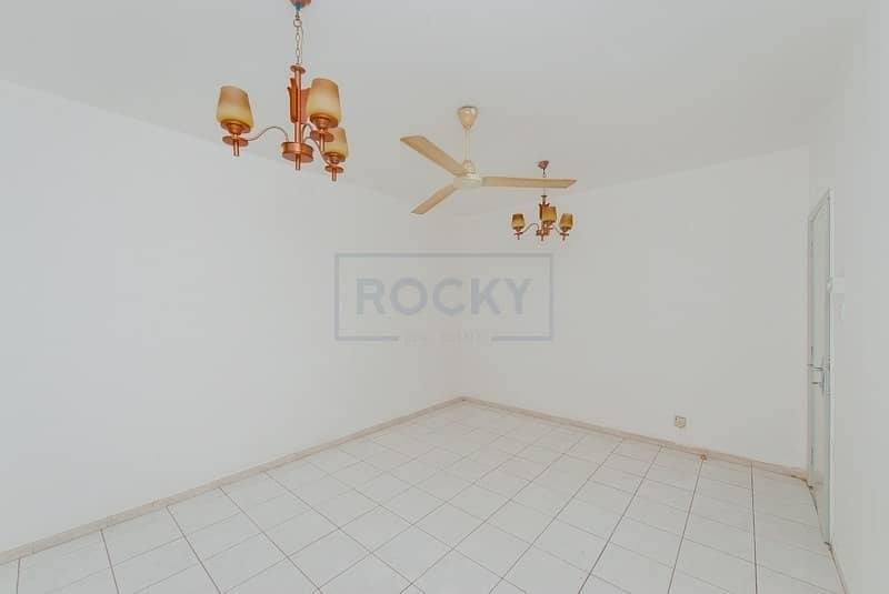 Spacious Office Space |Semi-Fitted | Window A/C| Deira Spacious Office Space |Semi-Fitted | Window A/C| Deira
