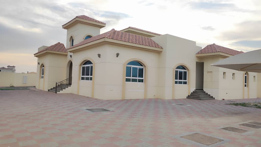 Villa  4 bedroom  for rent in Al Suyouh area - Sharjah