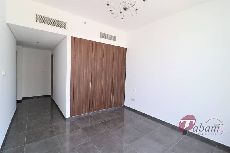 High Quality Bld/Rented Unit/Near Metro Station