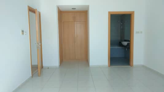 Spacious and Luxurious 1 BHK with Equipped kitchen Covered Parking Free Maintenance Rent 60k