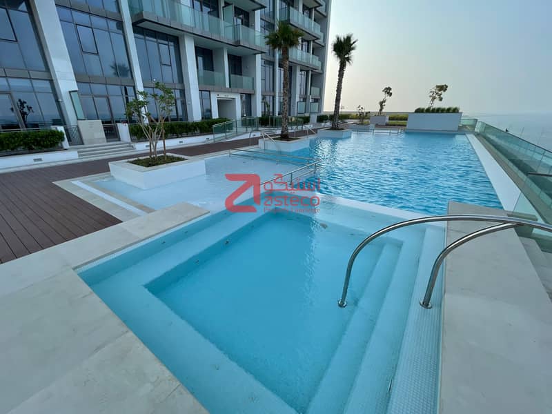 Exclusive Waterfront Residence with Amazing View