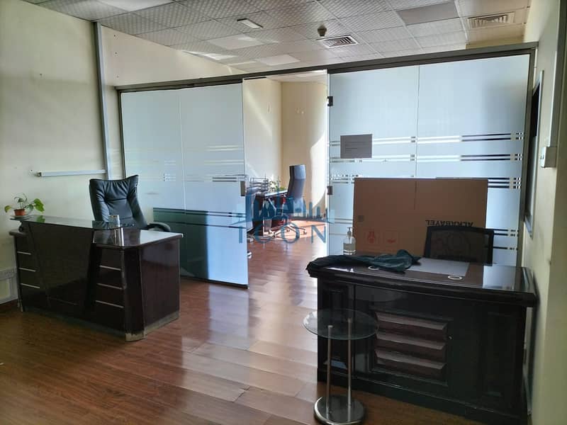 HOT DEAL | Fully Furnished | Glass Partition | Ready to Move