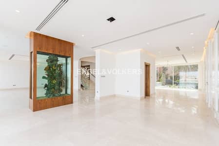 6 Bedroom Villa for Sale in Palm Jebel Ali, Dubai - Superb View | High Number | Upgraded Villa 6 Bedroom Villa for Sale in Palm Jebel Ali, Dubai - Superb View | High Number | Upgraded Villa