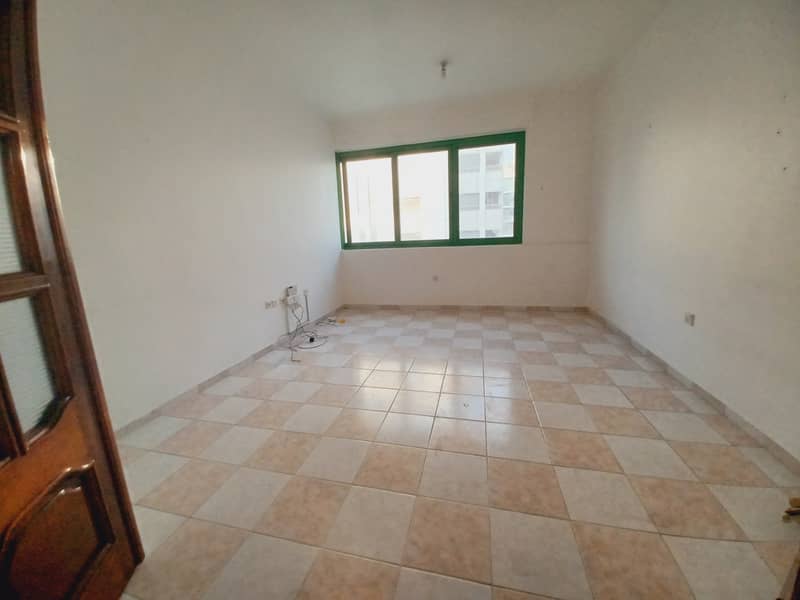 Excellent 2 Bedroom hall apartment with 2 Baths and balcony for 45k