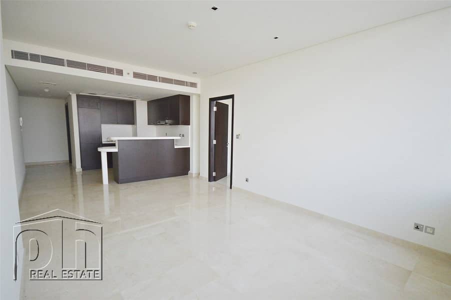 85k /Multiple Cheques /Spacious 1 BR Apt