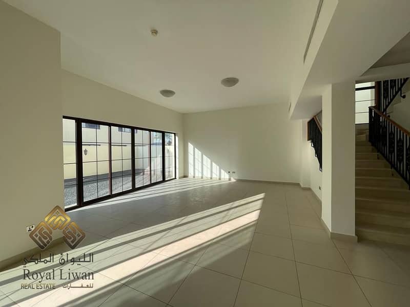 4 BR READY TO MOVE  VILLA  IN NAD AL SHEBA