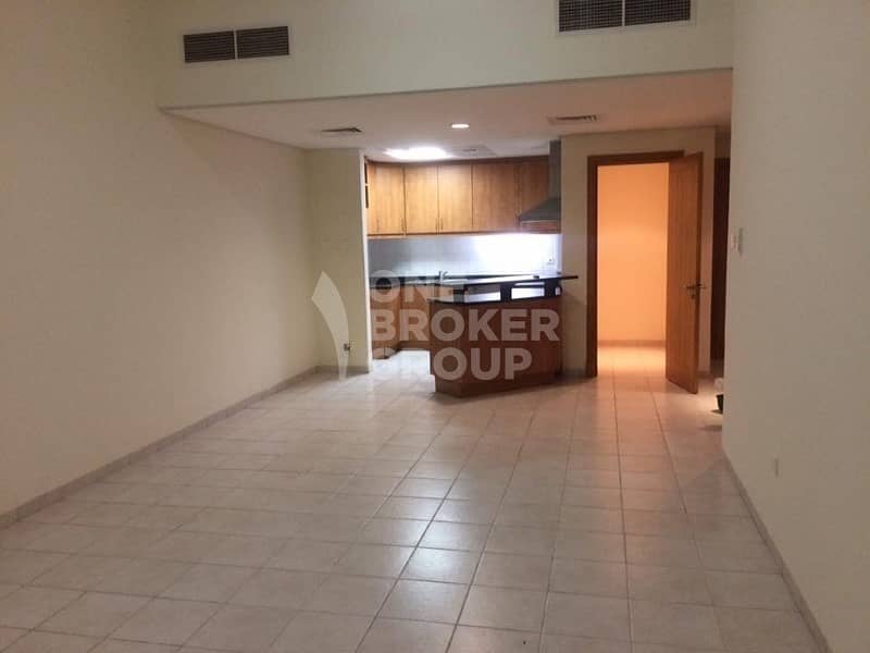 Well Maintained 1 Bed Apt. Med Cluster Well Maintained 1 Bed Apt. Med Cluster