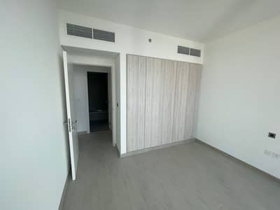 2 Bedroom Flat for Sale in Aljada, Sharjah - 2 Bhk in Aljada | Fountain view | Madar Mall view ready to move pay payment plan