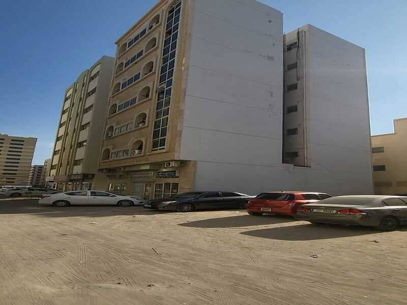 Building for sale in Sharjah, Al-Nabaa area, excellent location, annual income