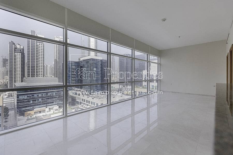 High Floor Studio with Burj Khalifa View