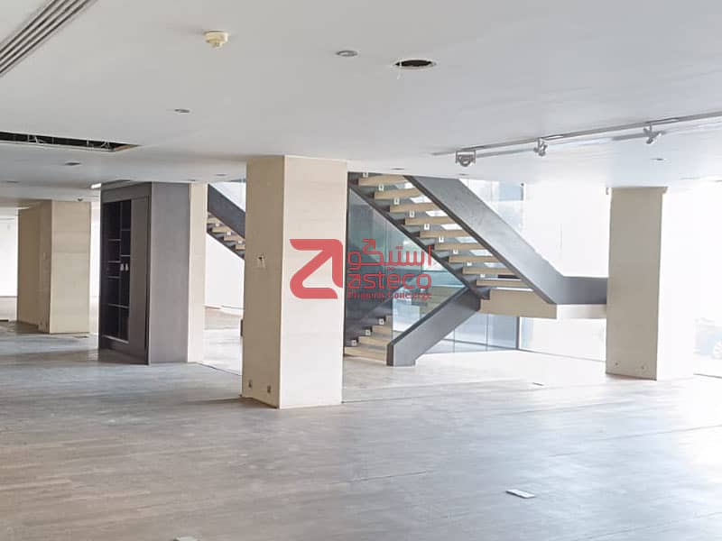 Prime location | Fitted showroom | Ready to move
