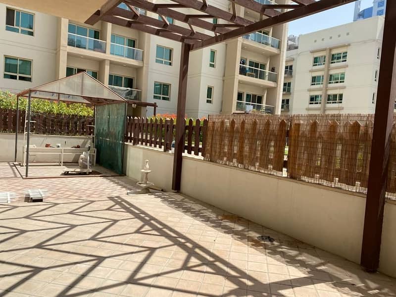 2 BHK Plus Study with Courtyard | Immaculate