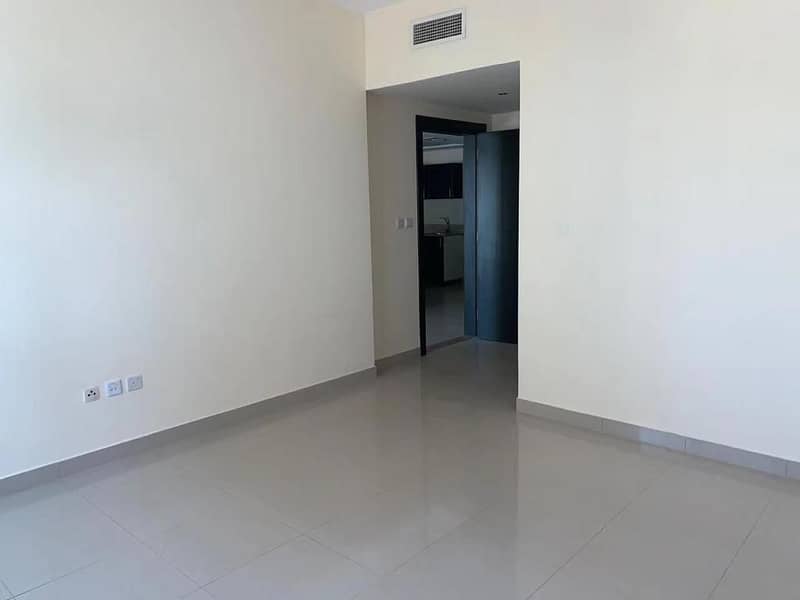 شقة في المساكن الحمراء،مدينة دبي الرياضية 1 غرفة 45000 درهم - 6710218
