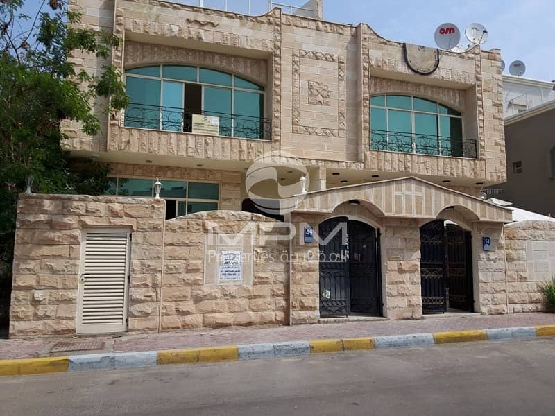 5 bedroom Villa in Al Khalidiya