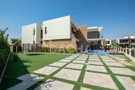 6 Bedroom Villa for Sale in DAMAC Hills, Dubai - Vacant 6 bed / Golf Views / Private Pool