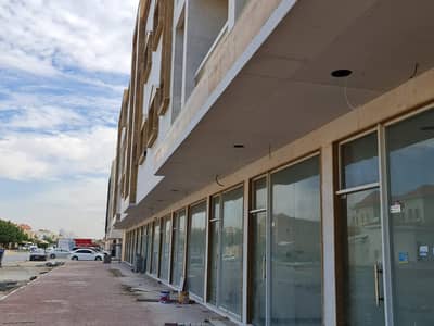 مبنی تجاري  للبيع في المويهات، عجمان - للبيع بنايه في عجمان