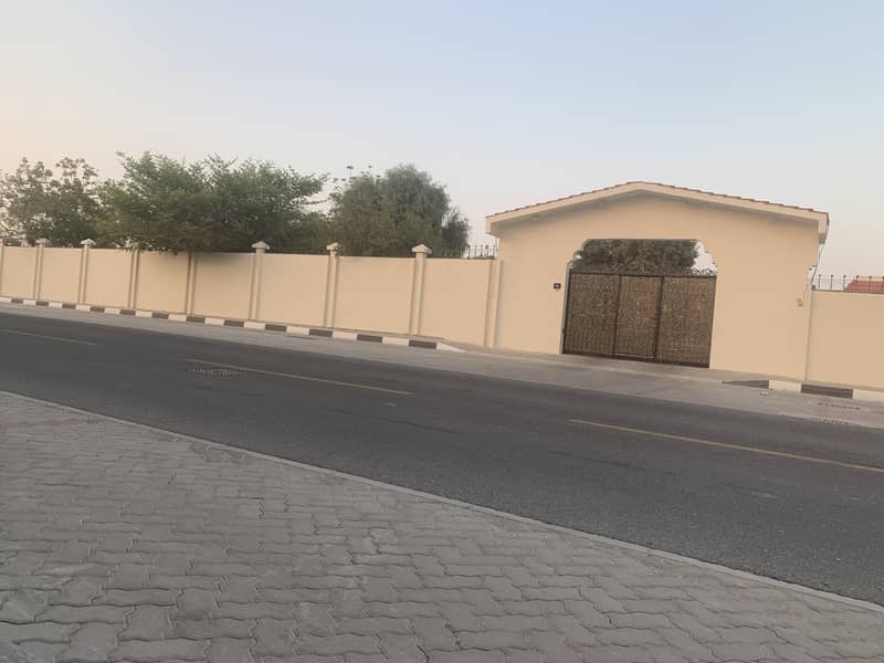 Villa for sale in Sharjah, Al-Darari area, very special location, close to