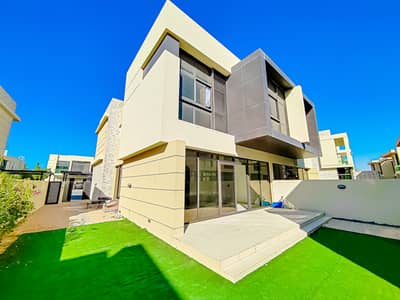 3 Bedroom Villa for Sale in DAMAC Hills, Dubai - Spacious | Landscaped | Modern finishing