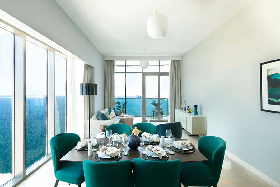 Super Luxury Sea View | Maid Room