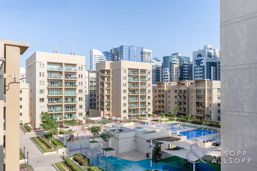 One Bedroom | Pool View | Good Condition