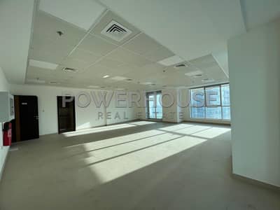 Office for Sale in Jumeirah Lake Towers (JLT), Dubai - High Floor | Well Maintained | Balcony| Vacant