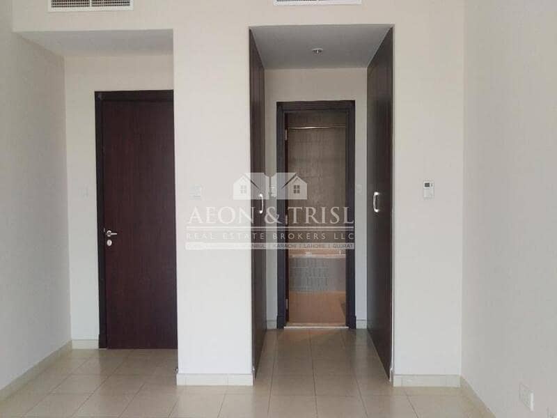 3 BR+Maids |Spacious Layout |Large Terrace |Rented