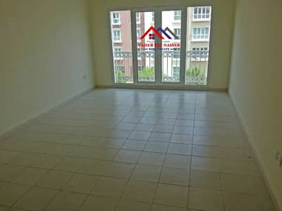 Investor Deal! Large Unfurnished 1 Bedroom with Balcony For Sale Investor Deal! Large Unfurnished 1 Bedroom with Balcony For Sale