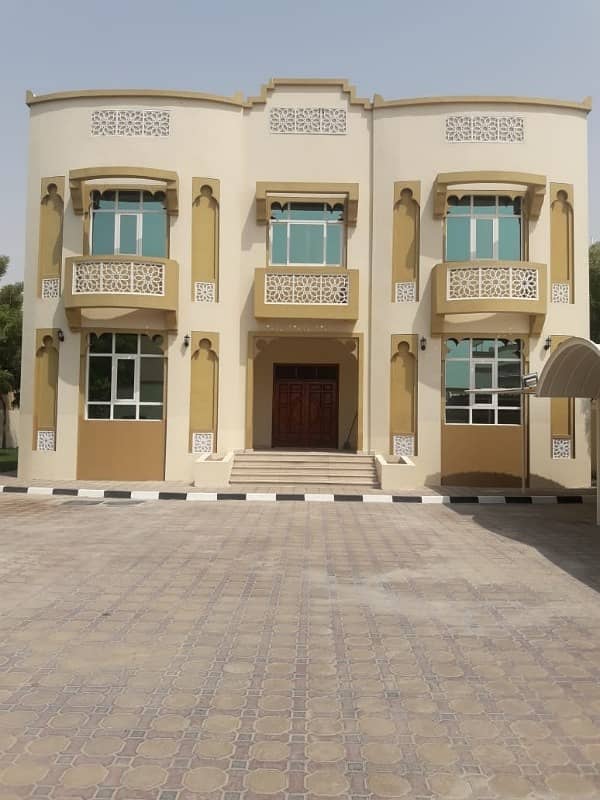 villa is very impressive for rent in Khalifa City (A) a 5 Rooms Master space is very good