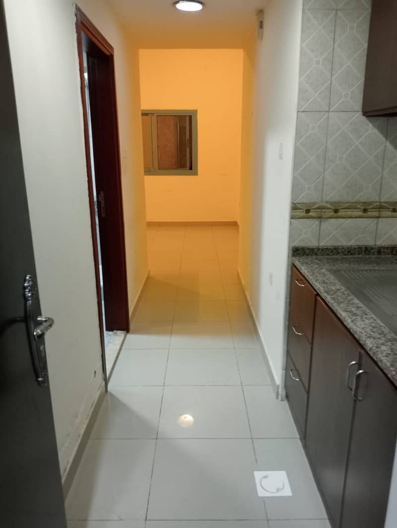 For rent studio SEPRATE KITCHEN central air conditioning  GOOD LOCATION
