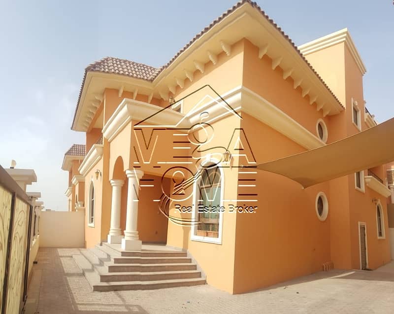 6 MASTER BED VILLA W/ PRIVATE ENTRANCE AND ELEVATOR!!!!