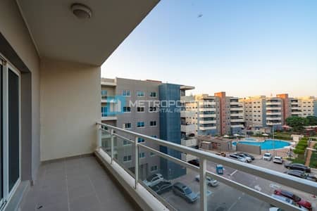 2 Bedroom Flat for Sale in Al Reef, Abu Dhabi - Urban-Chic 2BR | Vacant| Balcony | Private Parking