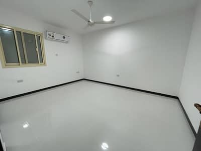4 Bedroom Townhouse for Rent in Al Shamkha, Abu Dhabi - Brand New 4BHK Mulhaq in Al Shamkha City