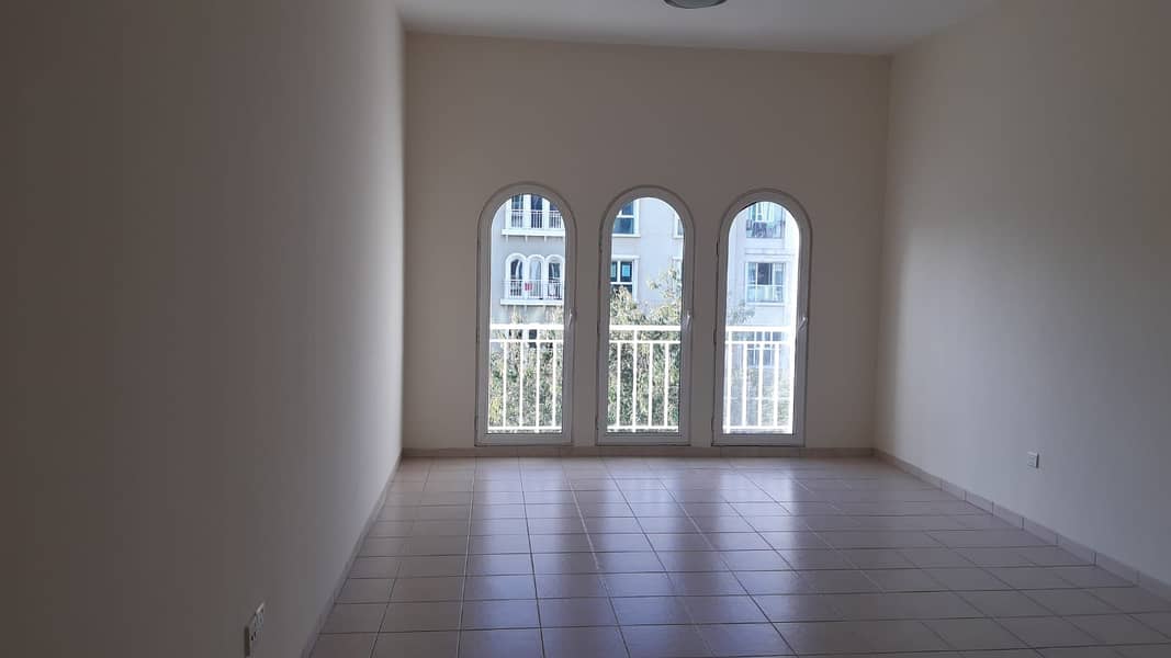 XXL ONE BEDROOM WITH BALCONY FOR RENT NEXT TO METRO, CARREFOUR